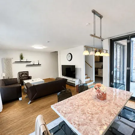 Holiday home Modernes Stadthaus Mit Netflix